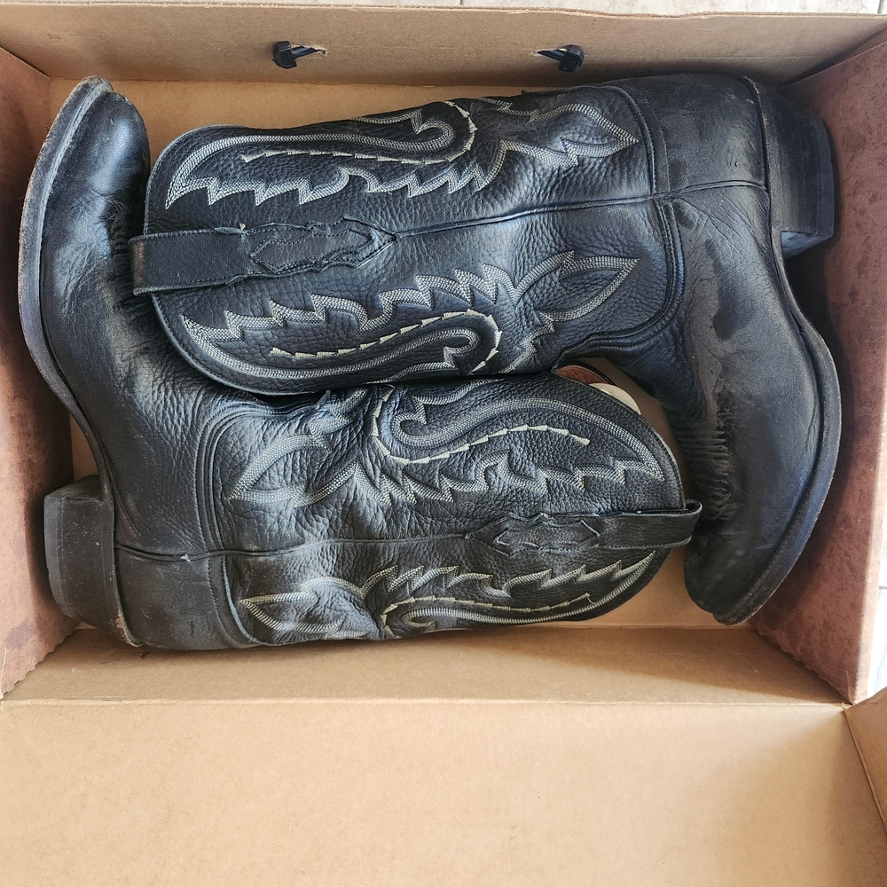 Lucchese Classics Handmade Boot Box - Picture 2 of 7